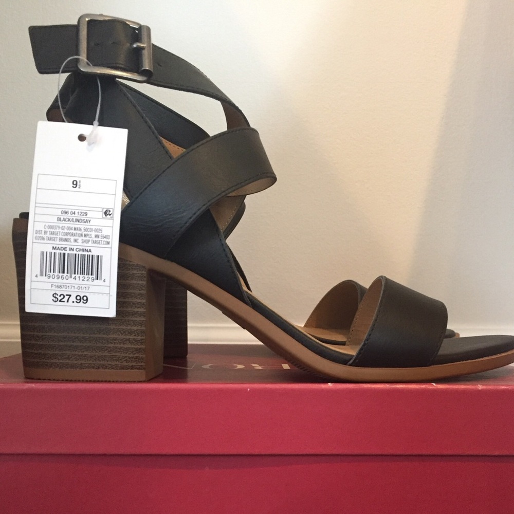 Merona Criss Cross Heeled Ankle Strap Sandals